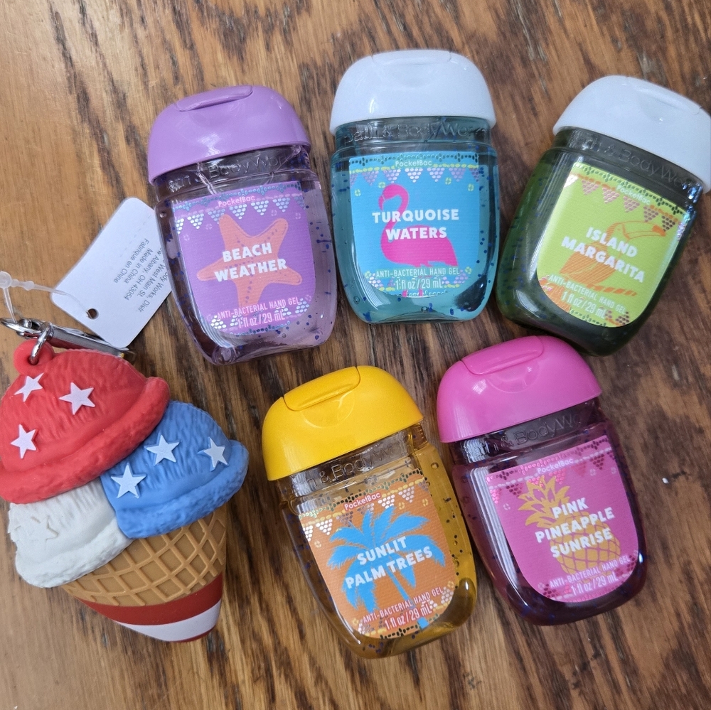 🍨🤲NWT‼️Bath & Body Works Ice Cream Cone Holder w/ Hand Sanitzers